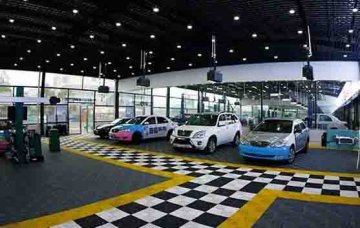 上海汽車(chē)美容實(shí)訓設備:汽車(chē)美容實(shí)訓的步驟有那些?